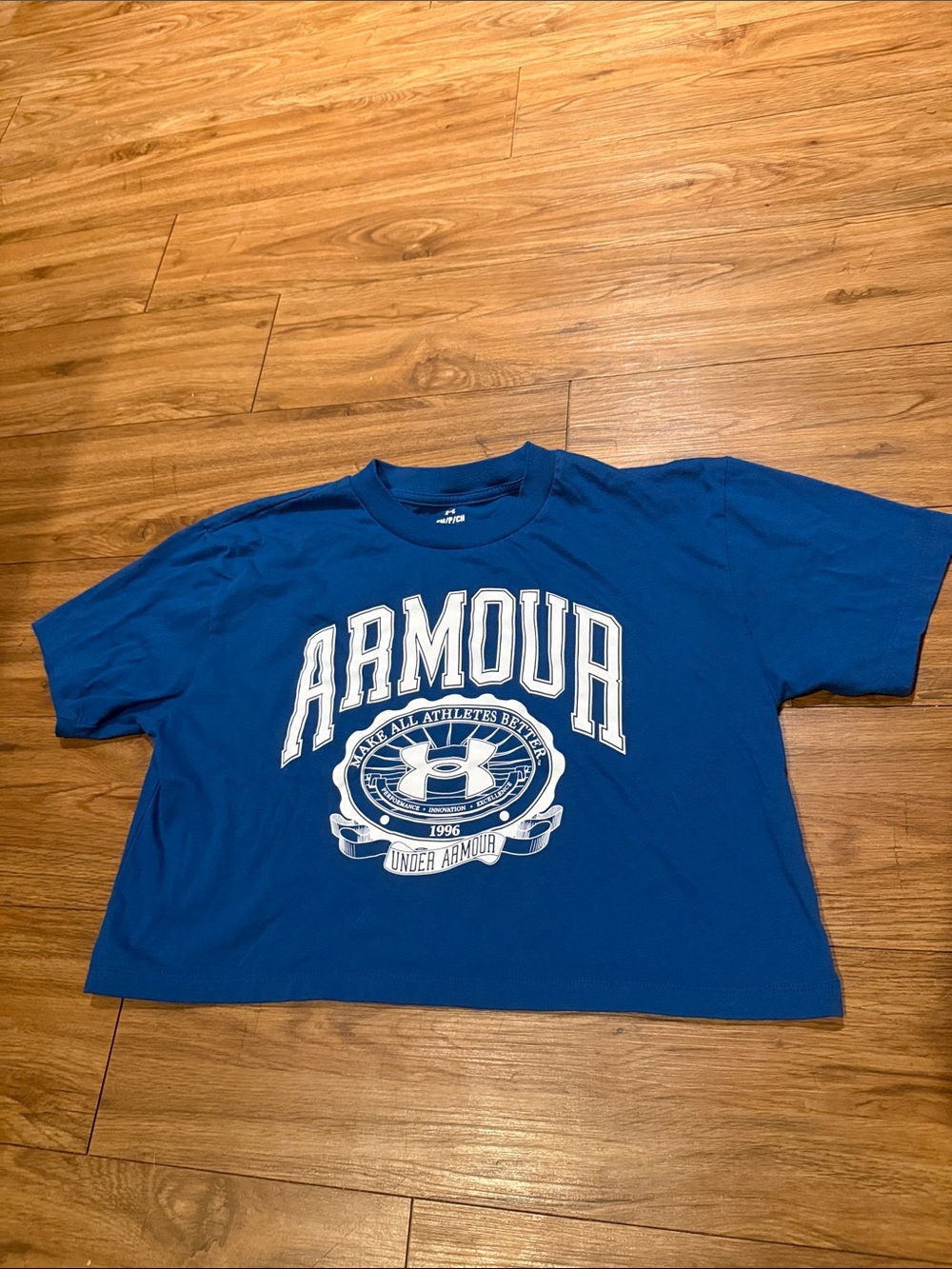 Under Armour Crop Top